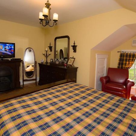 Talwood Manor B&B Port Colborne Eksteriør billede