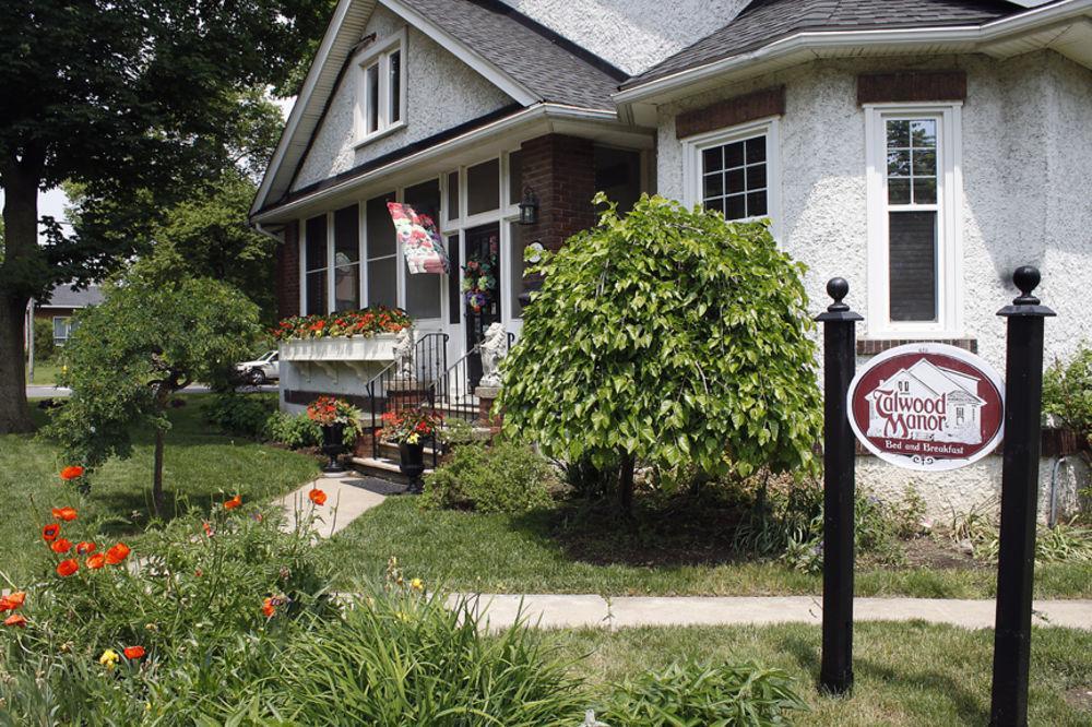 Talwood Manor B&B Port Colborne Eksteriør billede